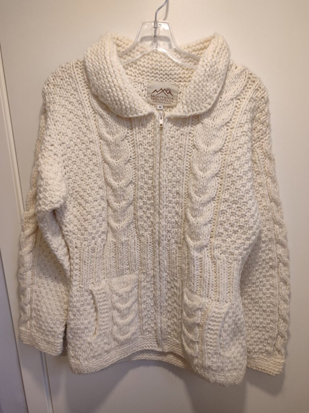 Montana Mountain 100% Wool Handknit Aran Cable Knit Cardigan Ivory Medium M